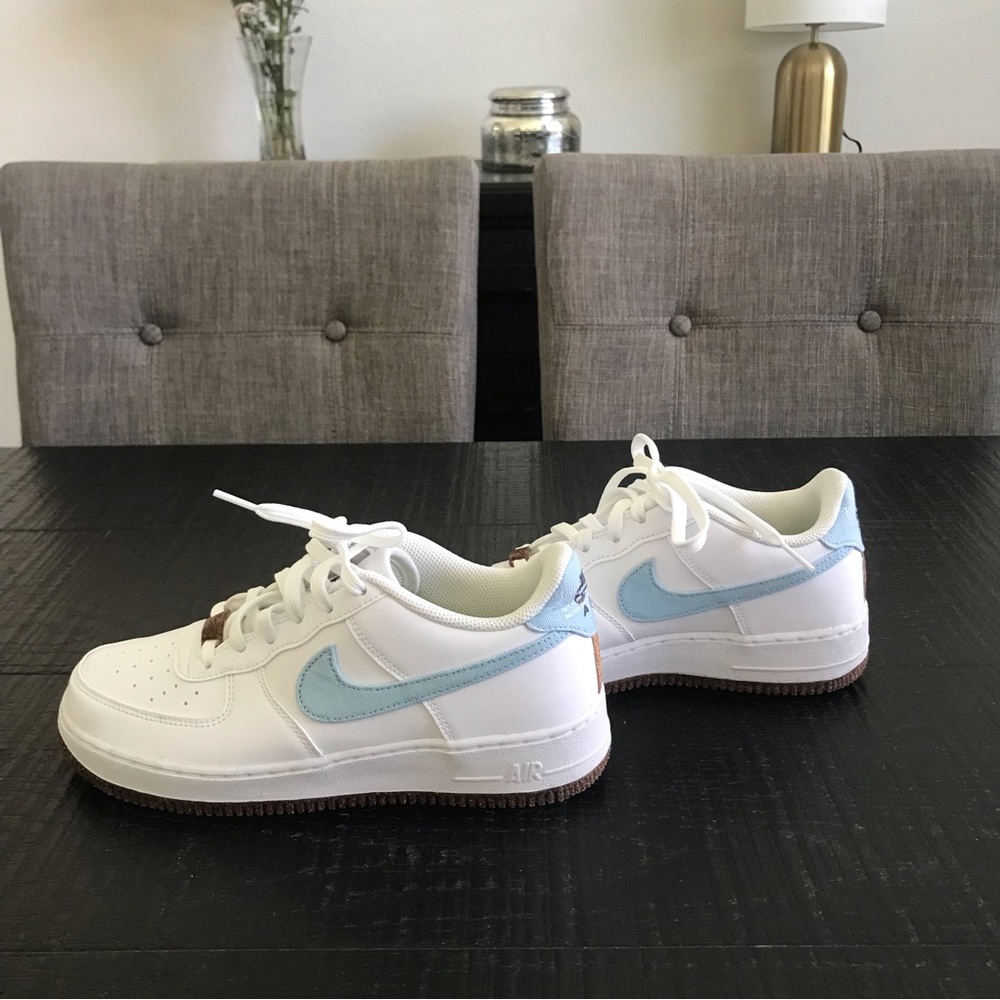 Big kids Nike Air Force 1 Low V8